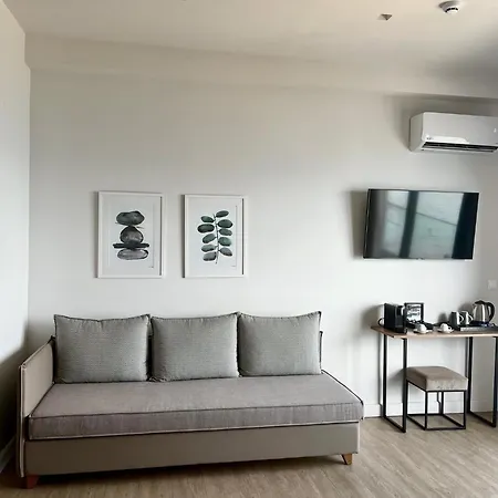 Maritime Apartment *